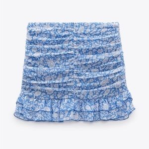 NWT Zara blue ruffle floral skirt size Medium